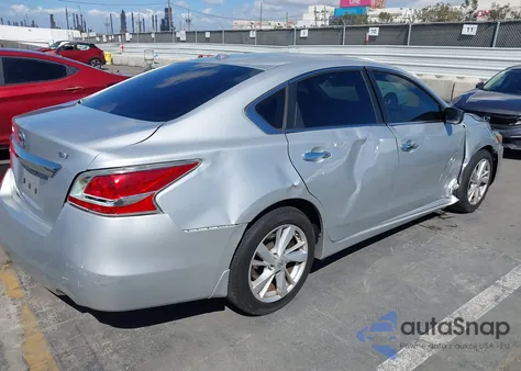 2015 Nissan Altima 2.5 Sv from USA, damaged, VIN 1N4AL3AP8FC109036